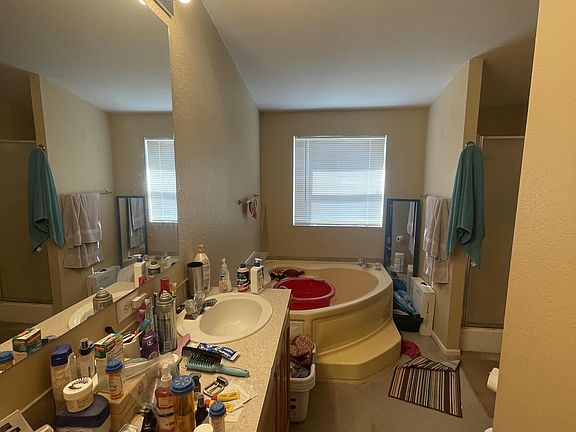 3rd image of 2990 W C St Unit 13
