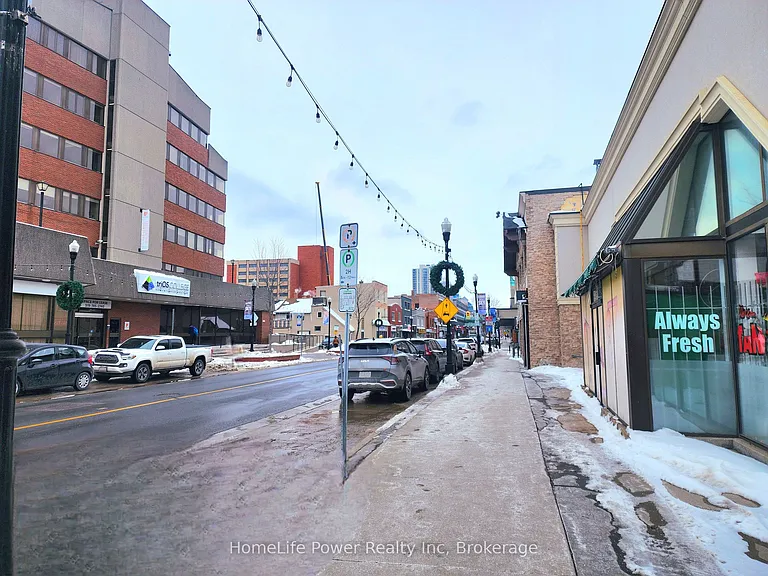 250 King St E #2 — Photo 8