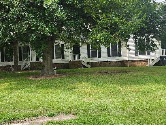 3rd image of 305 N Whitley St #309