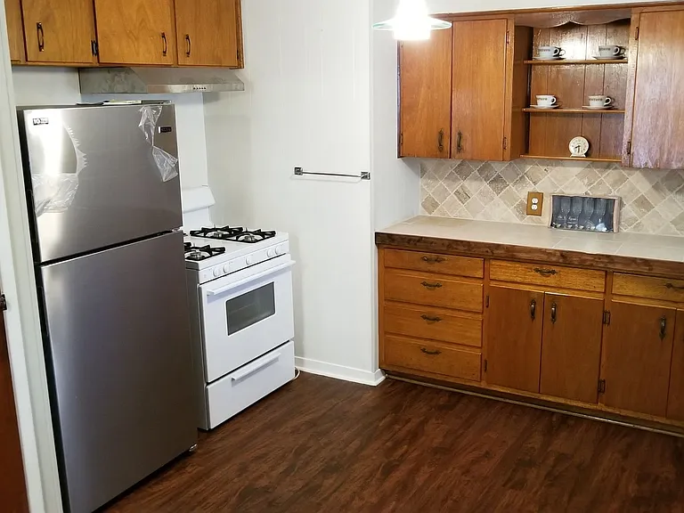 514 McArthur Dr — Photo 5
