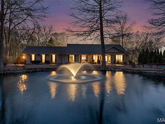 4th image of 12759 Ladue Rd