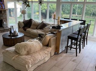 15585 Thompson Rd, Milton, GA 30004