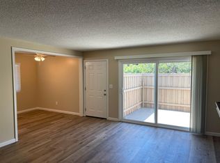 553 E Lemon Ave #1, Glendora, CA 91741