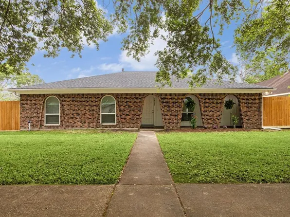 16103 La Avenida Drive, Houston, TX 77062
