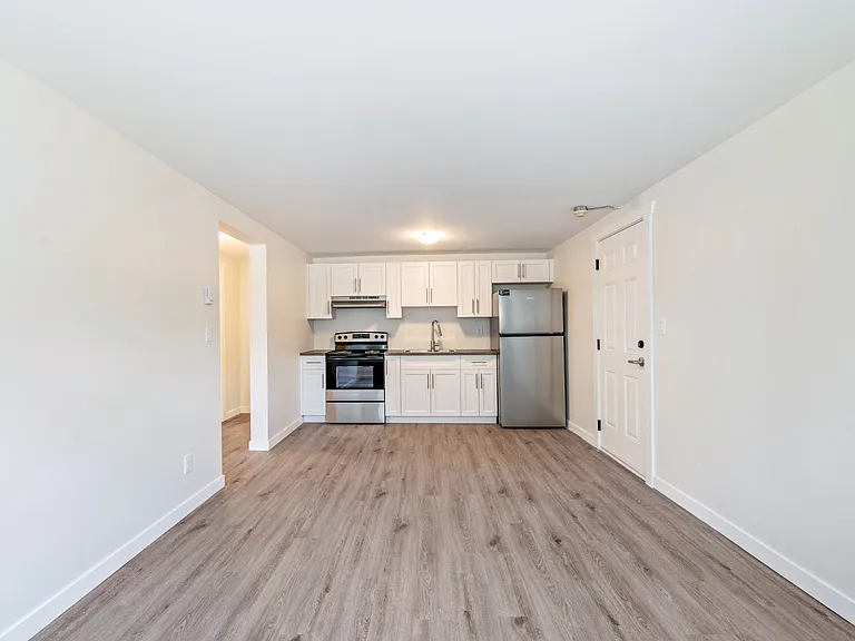 9250 Edwards Rd #5 — Photo 29