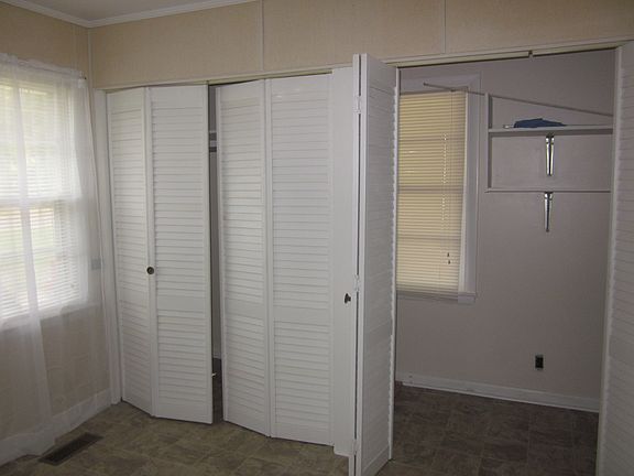 Dining area/ utility area