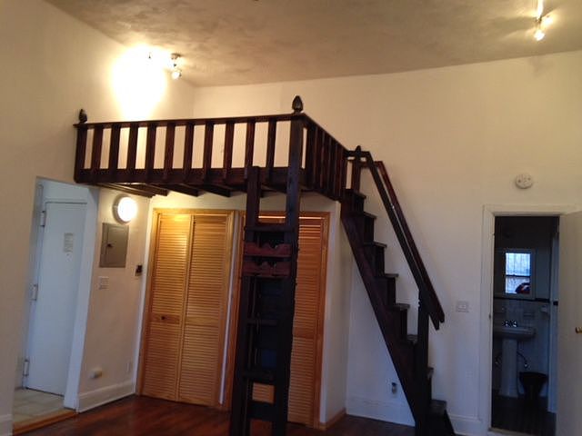 1st image of 163 Lafayette Ave APT 4