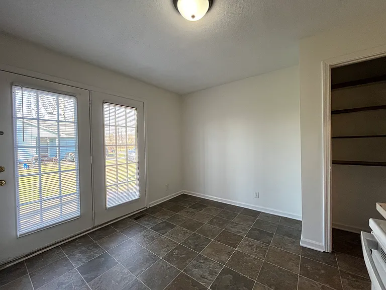 604 Fairfield Dr #A — Photo 6