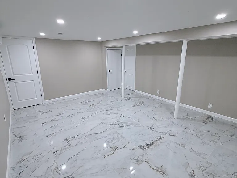 11 John Ave — Photo 6