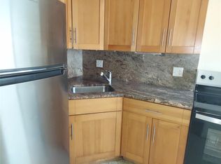 505 SW 9th St E, Fort Lauderdale, FL 33315