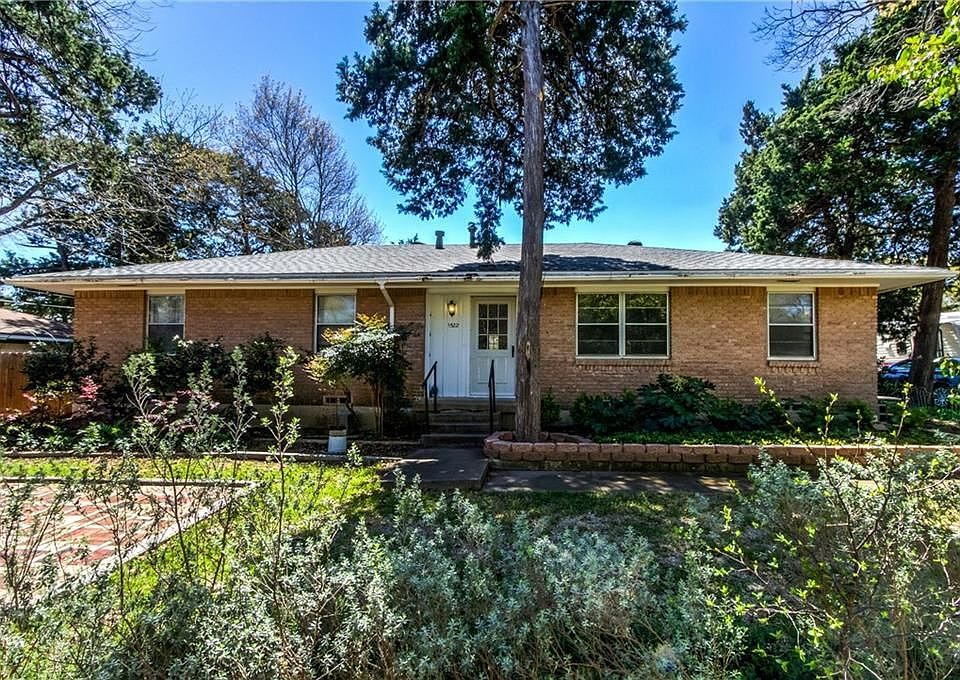 1st image of 1522 Kingswood Dr