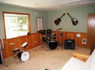 11451 S Hillcrest Ct, Molalla, OR 97038