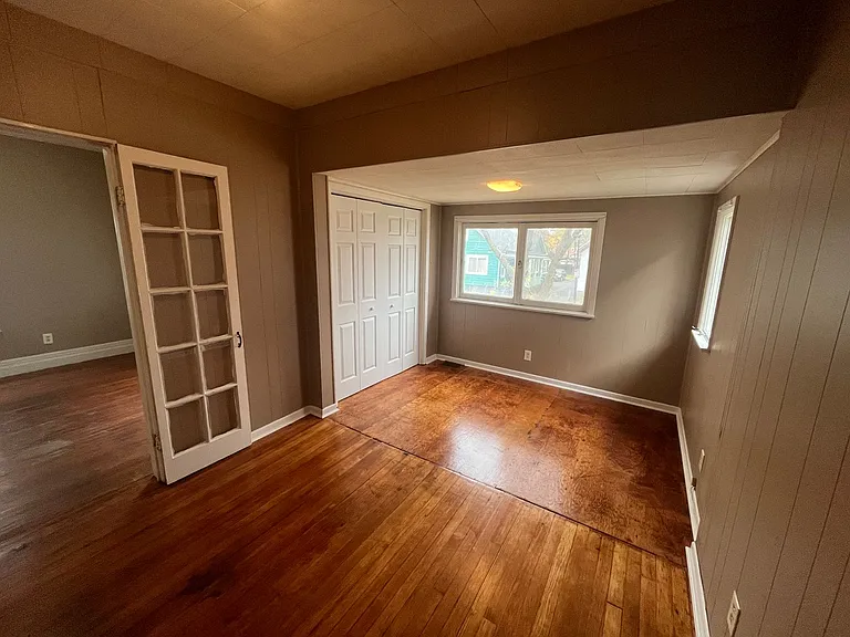 528 Seward St — Photo 6