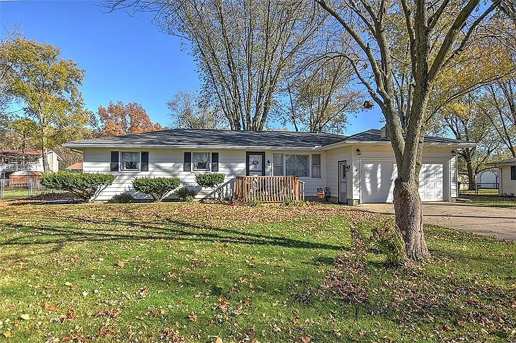 850 Mintler Dr photo 1