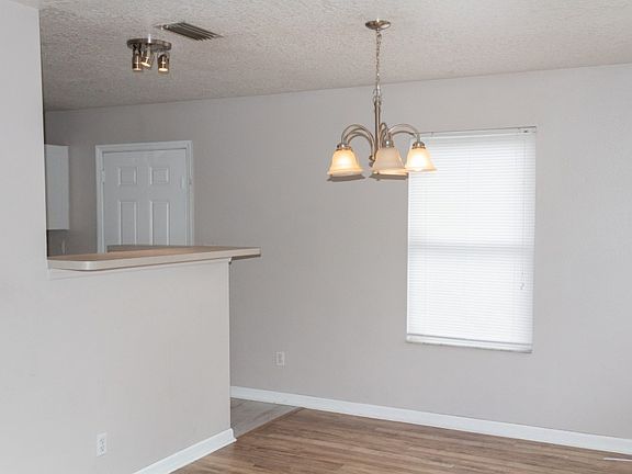 4th image of 3717 Wiggins Leaf St