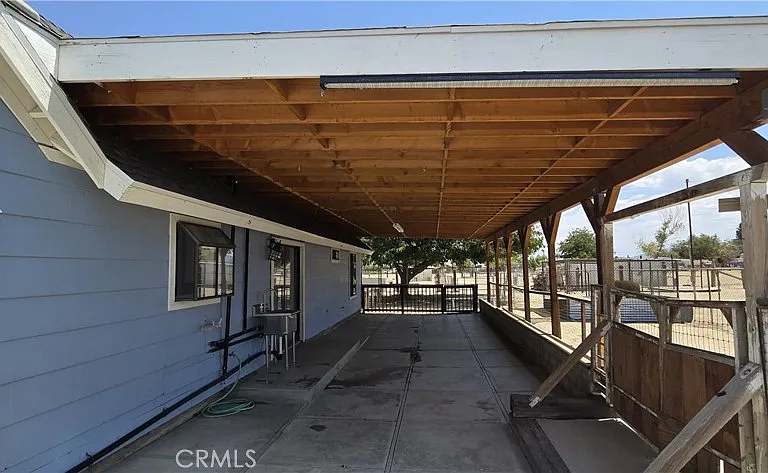 7806 E Avenue U — Photo 18