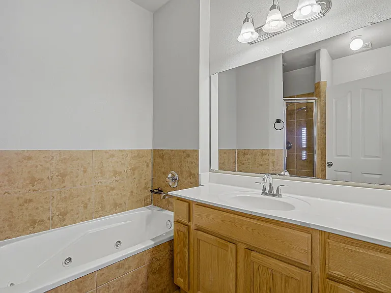 3241 Perla Point Dr — Photo 20