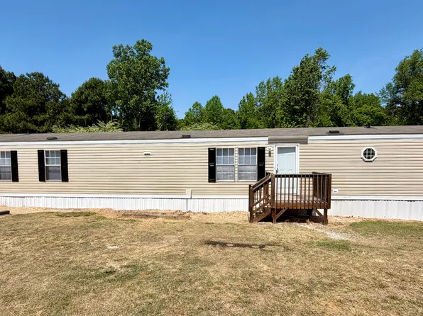 1437 Three Bridge Rd, Dunn, NC 28334