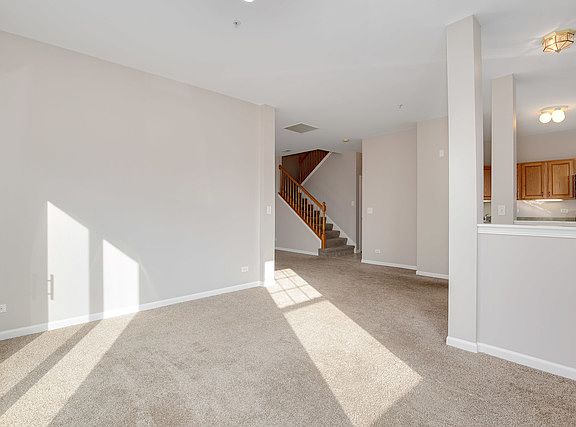 3rd image of 96 Johnson Ct