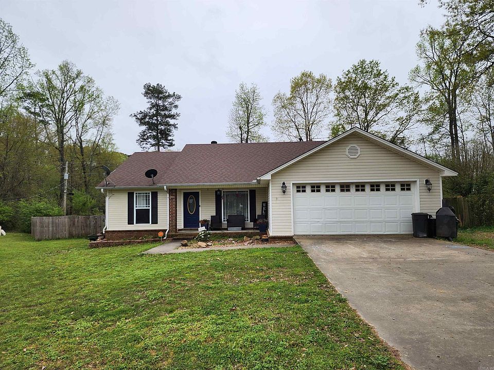 1st image of 47 Wooden Head Ln