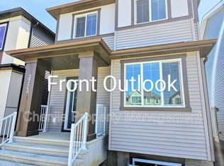 3723 214th St NW, Edmonton, AB T6M1S4