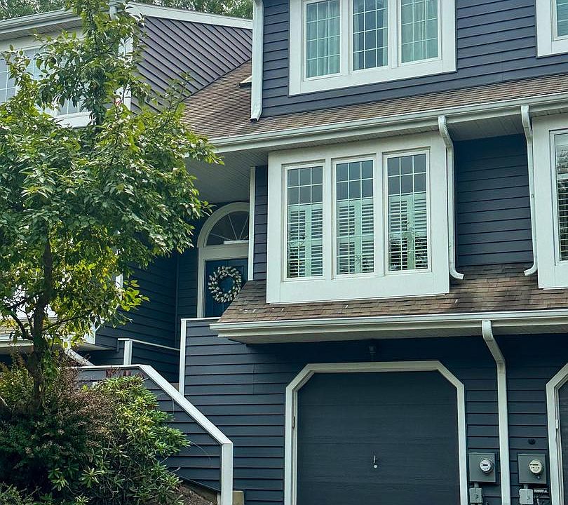 1st image of 103 Whistling Swan Ln
