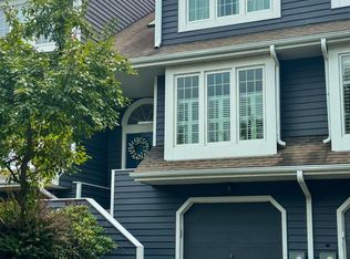 103 Whistling Swan Ln, Downingtown, PA 19335