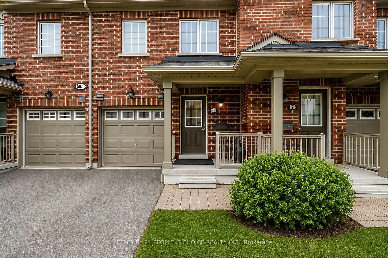 4 bed, $3,600 — Photo 2