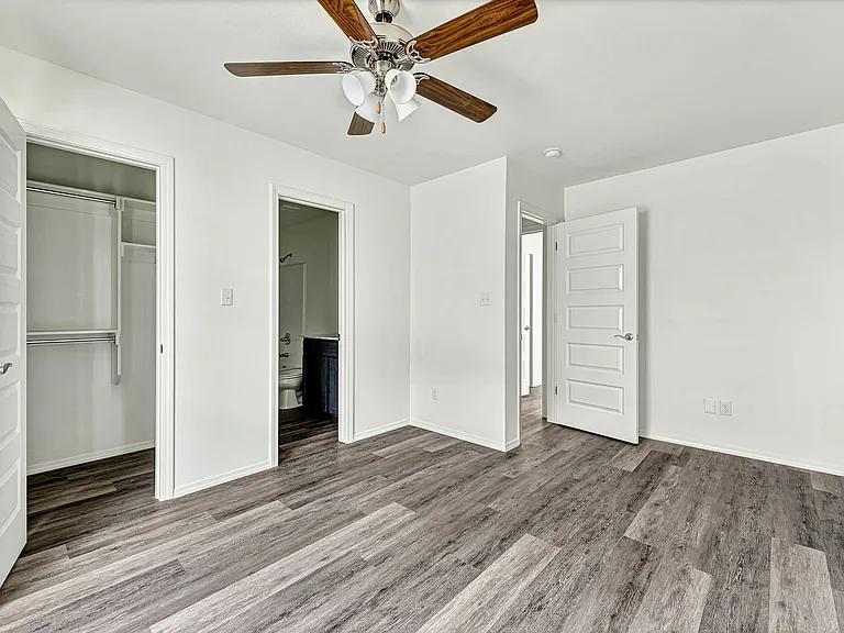 927 S Benchmark Lane — Photo 11