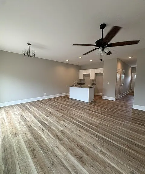 402 Caddie Ct — Photo 6