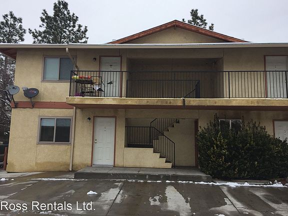 3rd image of 625 Sullivan Ln #4