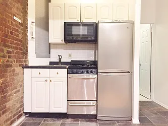 Rented by Best Apartments North Inc