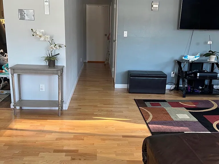 55 Staffordshire Ln #D — Photo 7