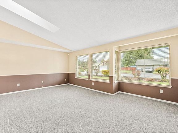 5th image of 512 161st Street Ct E
