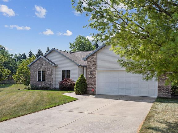 2nd image of 6218 Santigo Ct SE