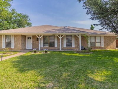 2801 Peachtree Ln, Pantego, TX, 76013