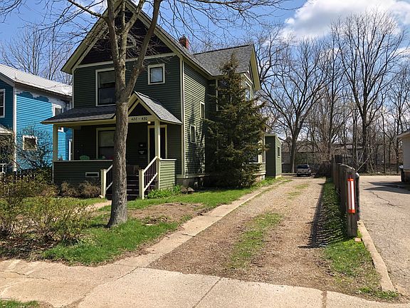 2nd image of 428 Woodward Ave