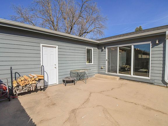 5th image of 25804 Church Ave Avenue