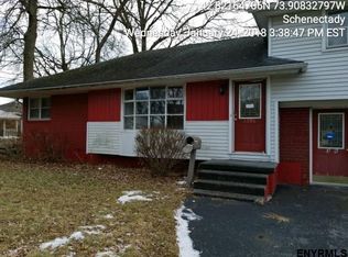 1396 Kingston Ave, Schenectady, NY 12308