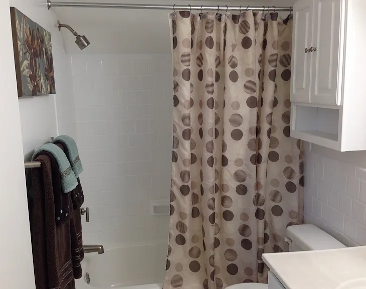 Riverview Apartments — Photo 5