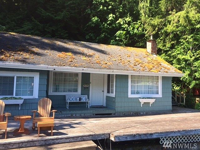 2nd image of 30 Shoreline Dr