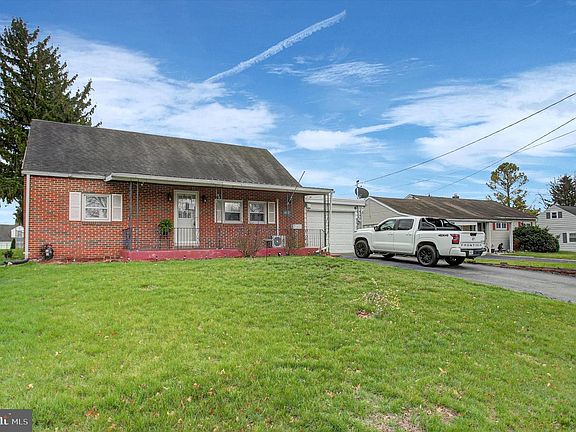 3rd image of 1842 Scotland Ave