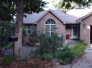 4 Thornbury Ln, Bella Vista, AR 72714