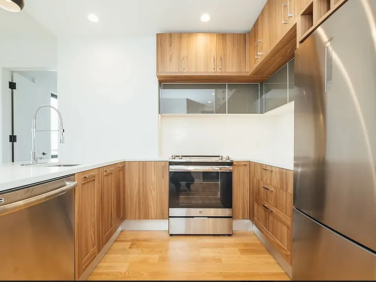 1801 Ocean Ave #3E — Photo 3