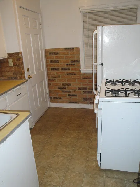 1 bed, 500 sqft, $550 — Photo 2