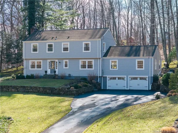 104 Laurel Ledge Road, Stamford, CT 06903