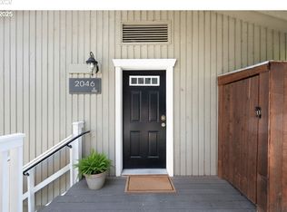 2046 W 14th Pl, Eugene, OR 97402