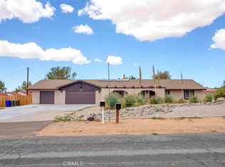19102 Tehachapi Rd, Apple Valley, CA 92307