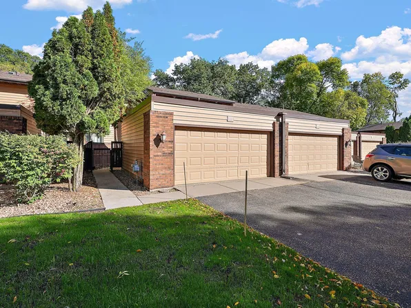 4731 Spring Cir, Minnetonka, MN 55345