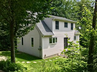 26 Hilltop Dr, Newbury, NH 03255